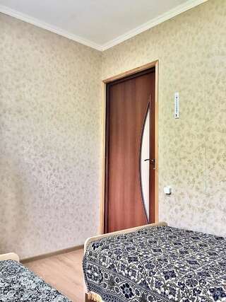 Гостиница Guest House LIK Зеленоградск Бюджетный двухместный номер с 2 отдельными кроватями-2